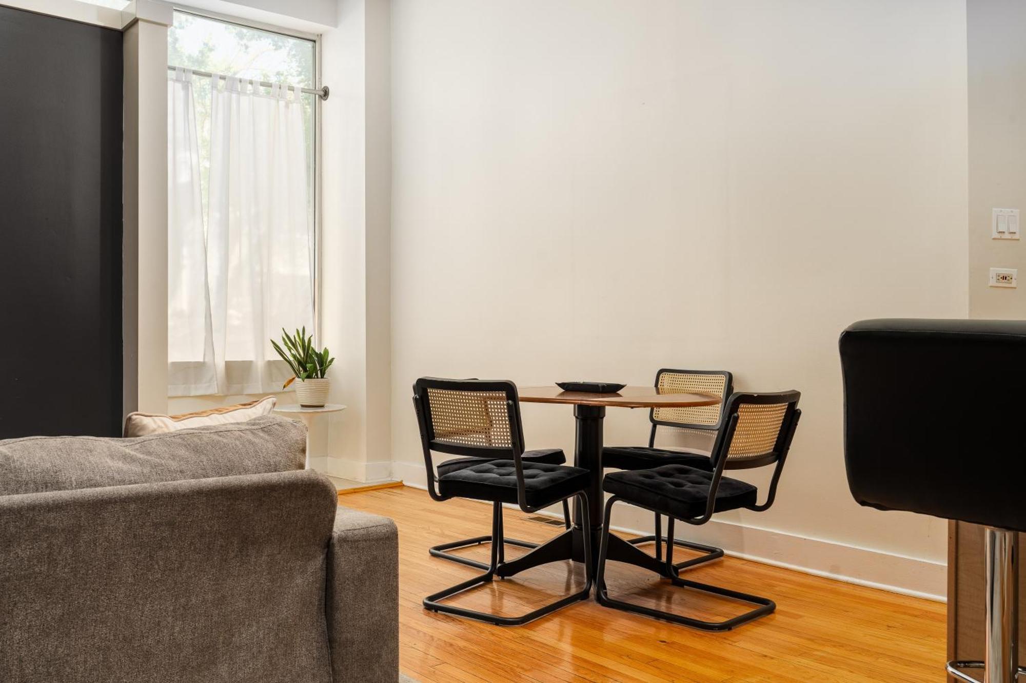 Bucktown 2Br Flat Near The 606 シカゴ エクステリア 写真