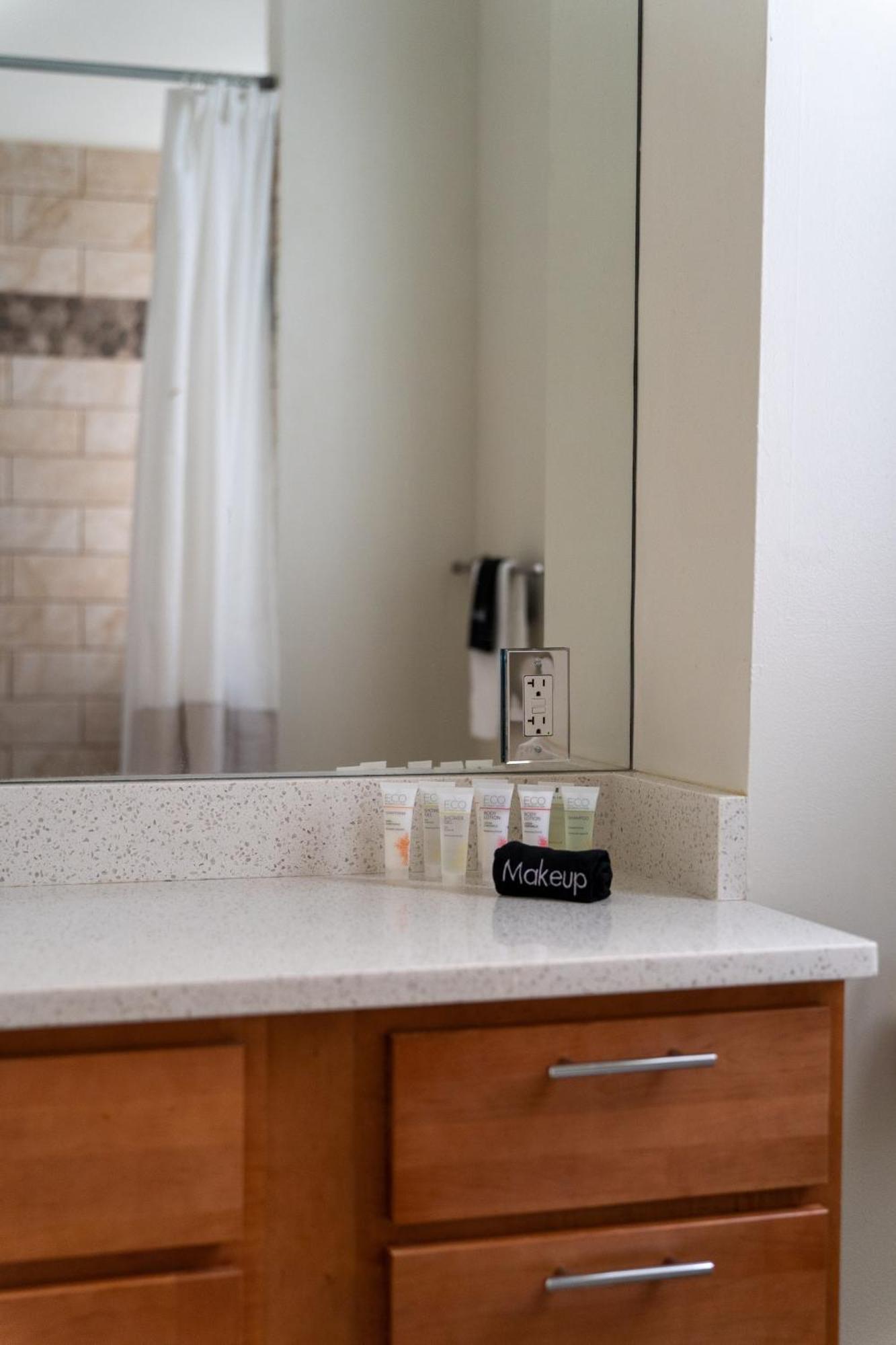 Bucktown 2Br Flat Near The 606 シカゴ エクステリア 写真